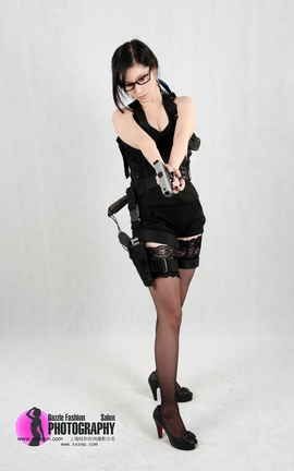 上海炫彩丝袜写真 No.134  兰兰_重装美女_03