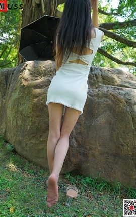 慕丝女郎MussGirl NO.094 公园包臀裙肉丝_丽丝库