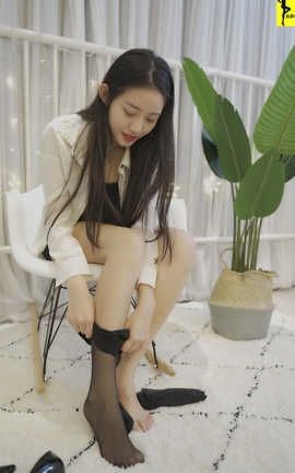 丝慕GIRL NO.032 双双 丝密《她来了》_丽丝库