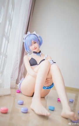 足控福利-微博上的那些美足小姐姐 102