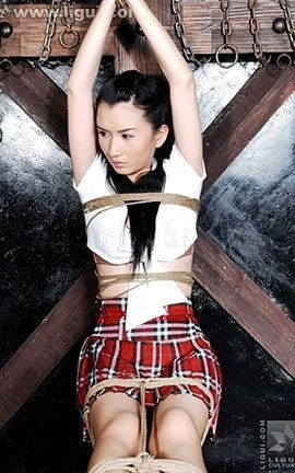 丽柜LiGui写真 2009.07.17 捆绑中的性感魅影，楚楚动人 模特 尤丽