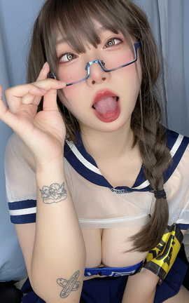 次屁啦 - 私底下的风纪委员_丽丝库