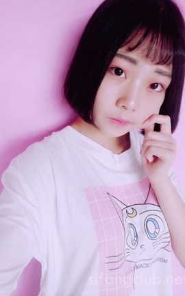 露脸尺度举牌-林柒_丽丝库