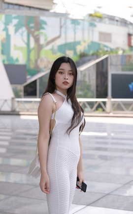 精选街拍作品 NO.0277 视觉冲击模拍作品 白色连体紧身裤女孩 part5_丽丝库