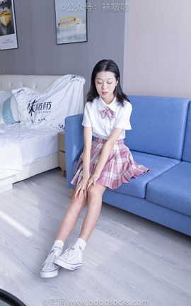 袜啵啵BoBoSocks NO.052 瑶瑶-JK制服帆布鞋白棉袜裸足_丽丝库