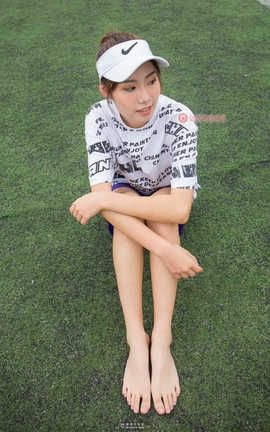 爱美足社区 2018 Vol.27 曼妮 .rar【帆布鞋】_丽丝库