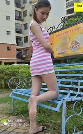 异思趣向IESS美足写真 丝享家043 小北《东北妹子爱上棕色丝袜》