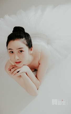 嘉丽GALLI 舞蹈生日记 088 - 快乐舞步 余羽_丽丝库