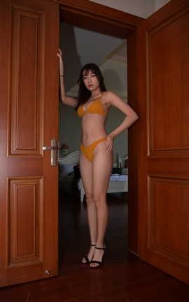 精选街拍作品 NO.0191 比基尼美眉 part1_丽丝库