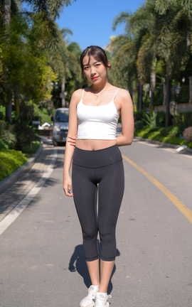 精选街拍作品 NO.0194 黑色瑜伽裤美女2 part1_丽丝库