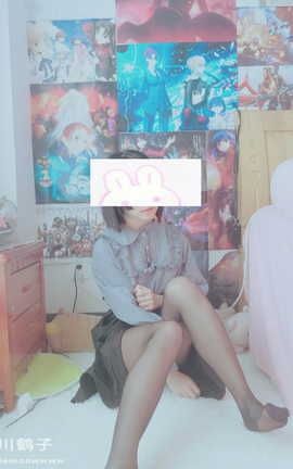 黑川鹤子 - 黑丝足控公园露出_丽丝库