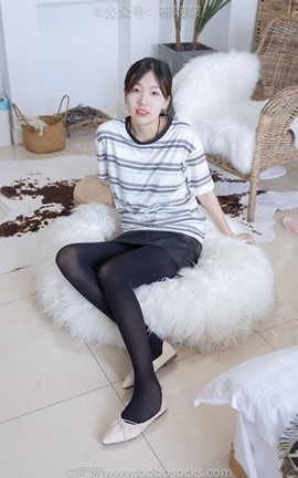 袜啵啵BoBoSocks NO.029 小甜豆-平底鞋厚黑丝厚肉丝踩饼干剧情_丽丝库