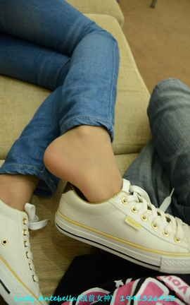 站前女神 恋足美腿棉袜女神级摄影套图 054