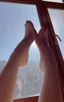 易直播女神ummy颜颜-足控福利视频vx0066[2160X3840][57秒]_丽丝库