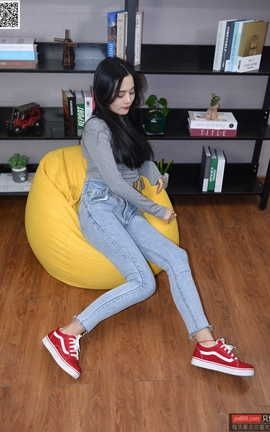 只糖棉袜 VOL.149 文文 轻拾月光，听风声缱绻_丽丝库