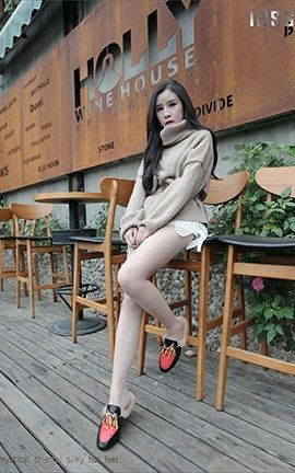 异思趣向IESS美足写真 丝足便当035 《皮拖+超薄丝》YY_丽丝库