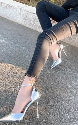 丝月神-2019.12.10银色高跟牛仔裤里丝肉_丽丝库