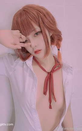 甄选系列 Onlyfans網紅人氣女神 YAMIS 超大尺度福利合集 part2_丽丝库