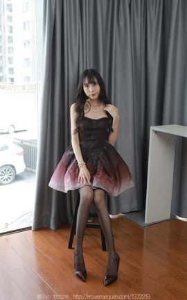 异思趣向IESS  2023.04.30 丝享家 1437 团团 《黑色吊带袜》_丽丝库