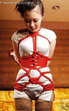 丽柜LiGui写真 2009.01.23 2009年新年特别礼物 模特 伊园、菲菲