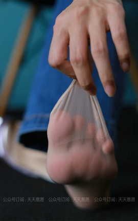 异思趣向IESS 丝享家 879：美子《美背库里丝》_丽丝库