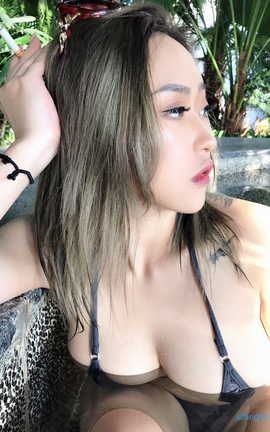 推特反差女神 VAVA 大尺度私拍流出 part1_丽丝库