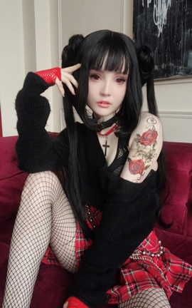 俄罗斯绝美coser RocksyLight 摄影 2018-09-29 Beth Selfie_丽丝库