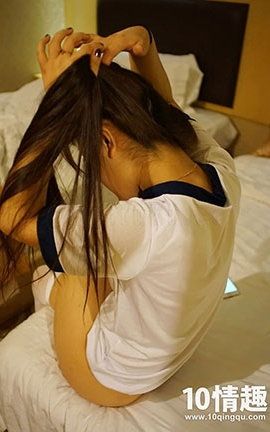 ROSI丝袜写真 10 情趣系列 034 情趣学生体操服_丽丝库