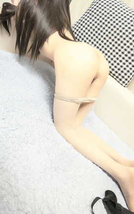 麻酥酥哟-裸体白丝_丽丝库