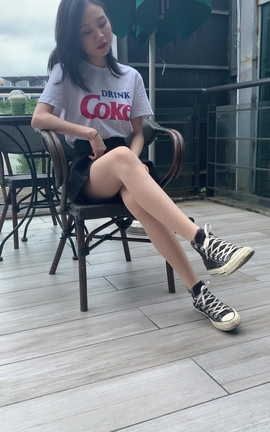 萌甜物语 XM107《清纯百褶裙-腿腿》[1080X1920][1分53秒]_丽丝库