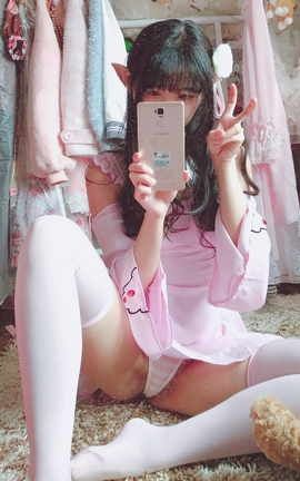 啪喵少女-艾米莉亞_丽丝库