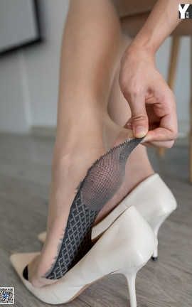 异思趣向IESS 丝享家  2020.06.02  No.753 夏夏《白色的柔软》_丽丝库