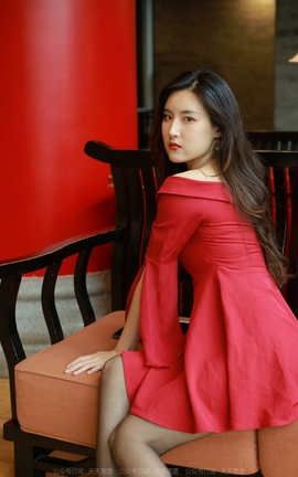 异思趣向IESS  2022.05.08 丝享家 1082：小宝《红裙女神》_丽丝库
