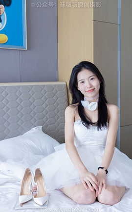 袜啵啵BoBoSocks NO.478 芝士 两双高跟鞋、黑丝、红丝_丽丝库