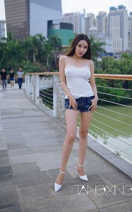 爱露出全站付费资源-丝袜美女  tangxing系列-公园天台露出_丽丝库