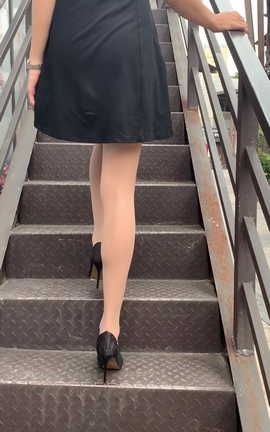 学妹加速跑 XM042《抬起腿来就很美-小云》[1080X1920][1分32秒]_丽丝库