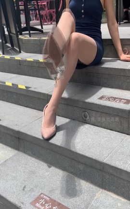 学妹加速跑 XM061《蓝色小妖姬-敏儿》[1080X1920][1分46秒]_丽丝库