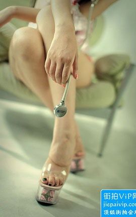 街拍VIP无圣光原创丝袜写真-狡猾的野猫-85001