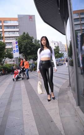 精选街拍作品 NO.0423 魂魂街拍作品 皮裤 寒冷之气 part1_丽丝库