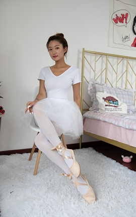 物恋传媒 No.497 言言-旋转的梦_丽丝库