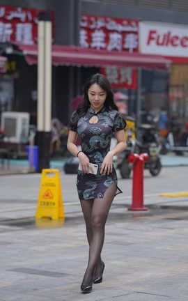精选街拍作品 NO.0439 美丽黑丝开叉紧身裙 part2_丽丝库