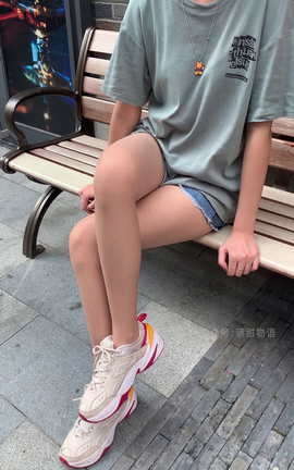 萌甜物语 XM192《热辣牛仔裤-媛媛》[1080X1920 1分7秒]_丽丝库