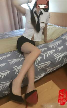 嫖圣照相馆-高级商务模特警服篇_丽丝库