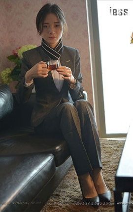 异思趣向IESS美足写真 丝足便当087 《空姐养成计划系列-1》小六