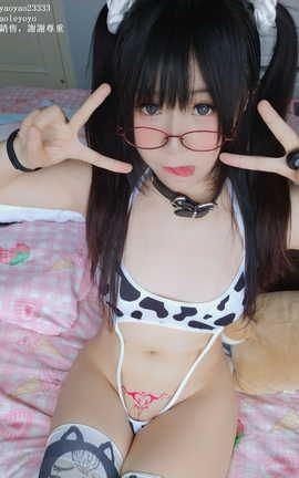 软妹摇摇乐yoyo -  乳牛 自撮り (動画入り)_丽丝库