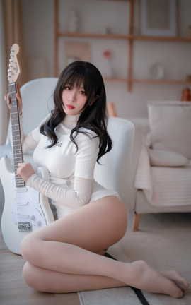 轩萧学姐-吉他妹妹肉丝套_丽丝库