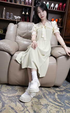 Sexy Asian Girls Feet NO.037 小女生婉婉的性感的35码小脚丫_丽丝库