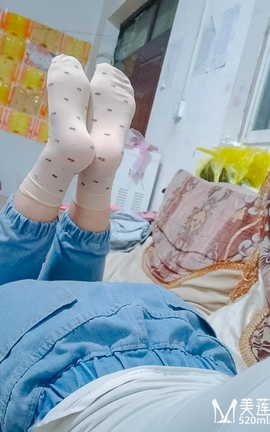 美莲色女生足控app的棉袜香浓套图合集 part12_丽丝库