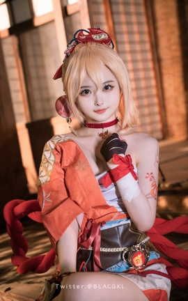 白莉爱吃巧克力-宵宫_丽丝库