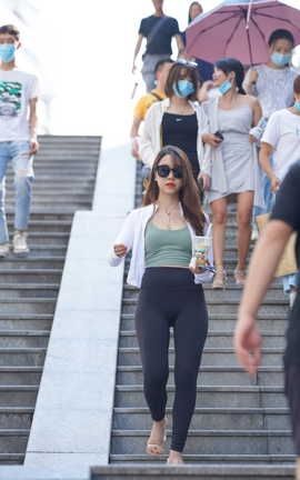 精选街拍作品 NO.1173 黑色瑜伽裤女孩 part3_丽丝库